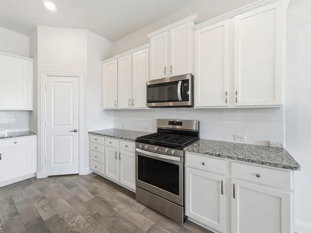 $2,400 | 11108 Culberson Drive, Aubrey, TX 76227