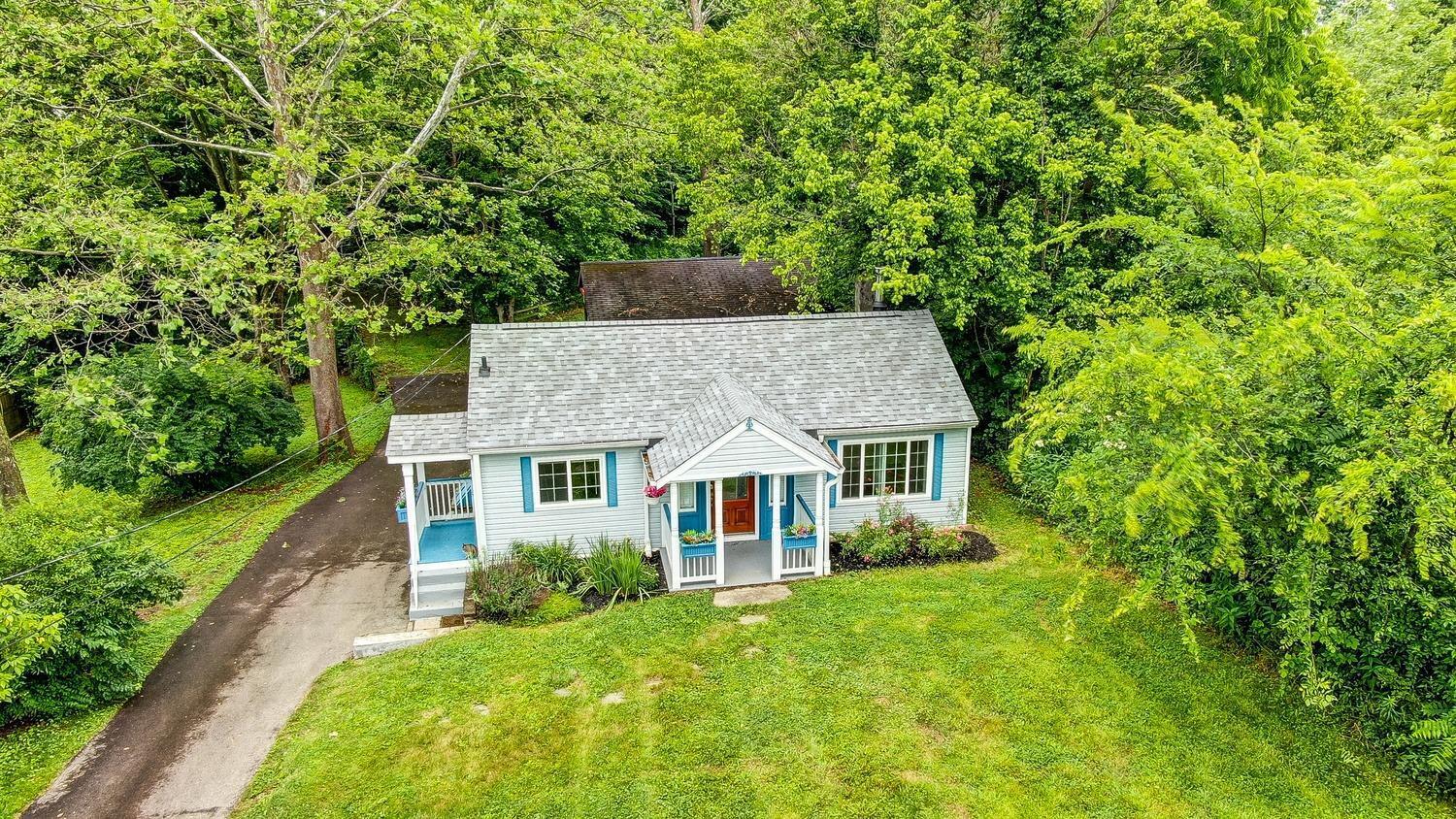 9911 Pippin Road Cincinnati, OH 45231 - Photo 1 of 40