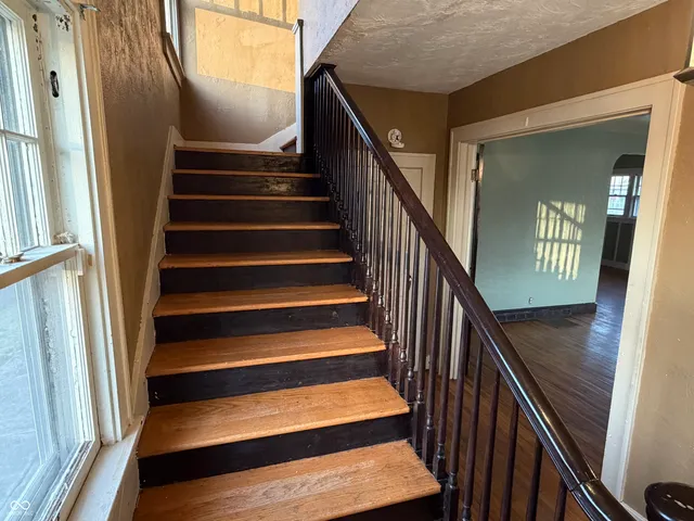 $150,000 | 714 East Sigler Street, Frankton, IN 46044