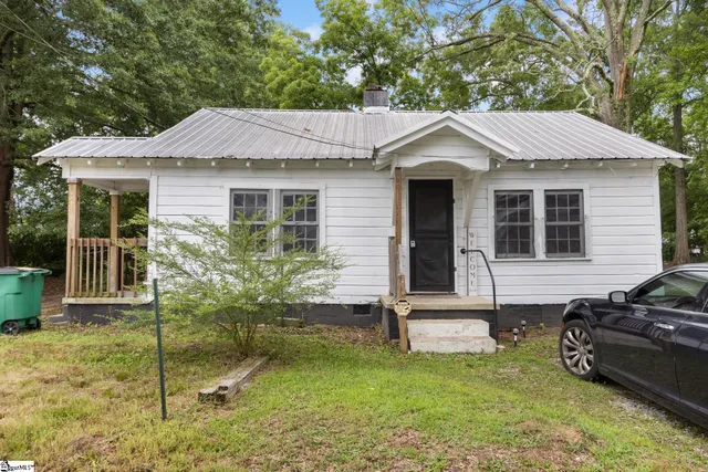 $122,500 | 101 Bond Street, Unit A & B, Clinton, SC 29325