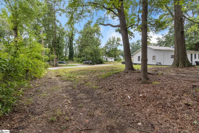 $122,500 | 101 Bond Street, Unit A & B, Clinton, SC 29325