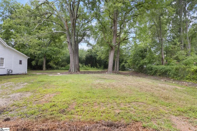 $122,500 | 101 Bond Street, Unit A & B, Clinton, SC 29325