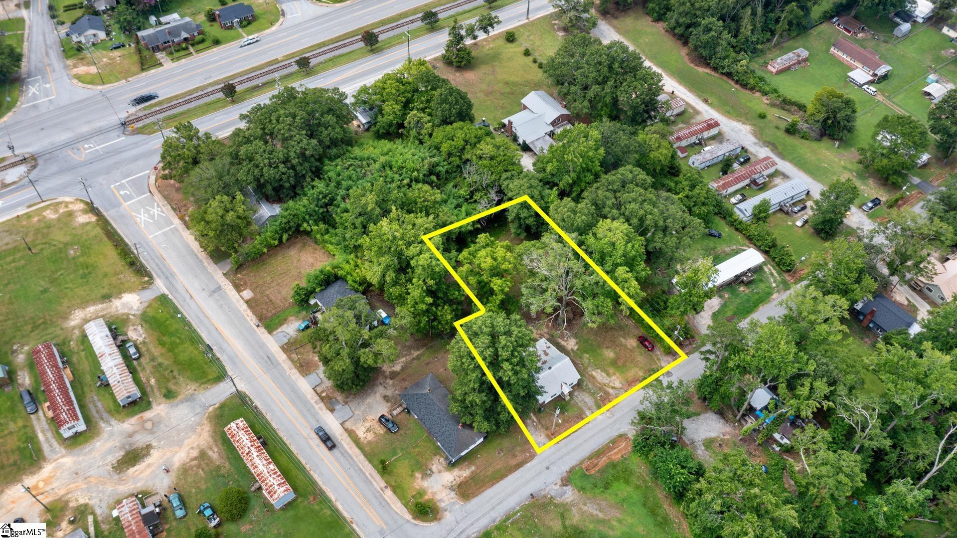 101 Bond Street, Unit A & B Clinton, SC 29325 - Photo 27 of 30