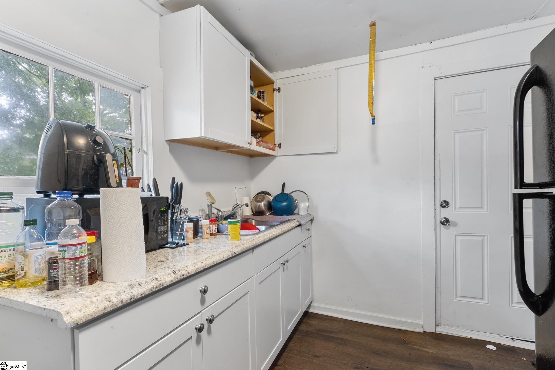 101 Bond Street, Unit A & B Clinton, SC 29325 - Photo 3 of 30