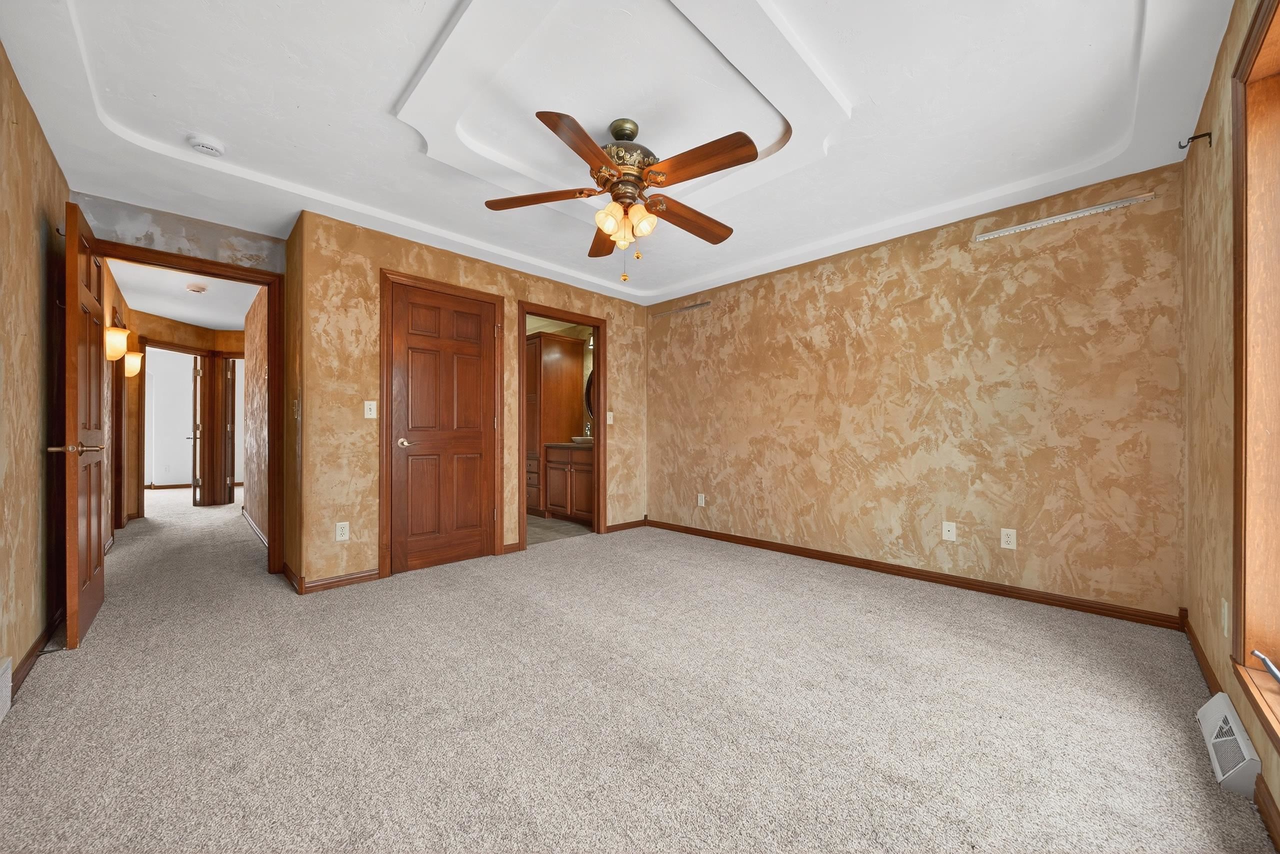 2718 Independence Court Appleton, WI 54914 - Photo 14 of 56