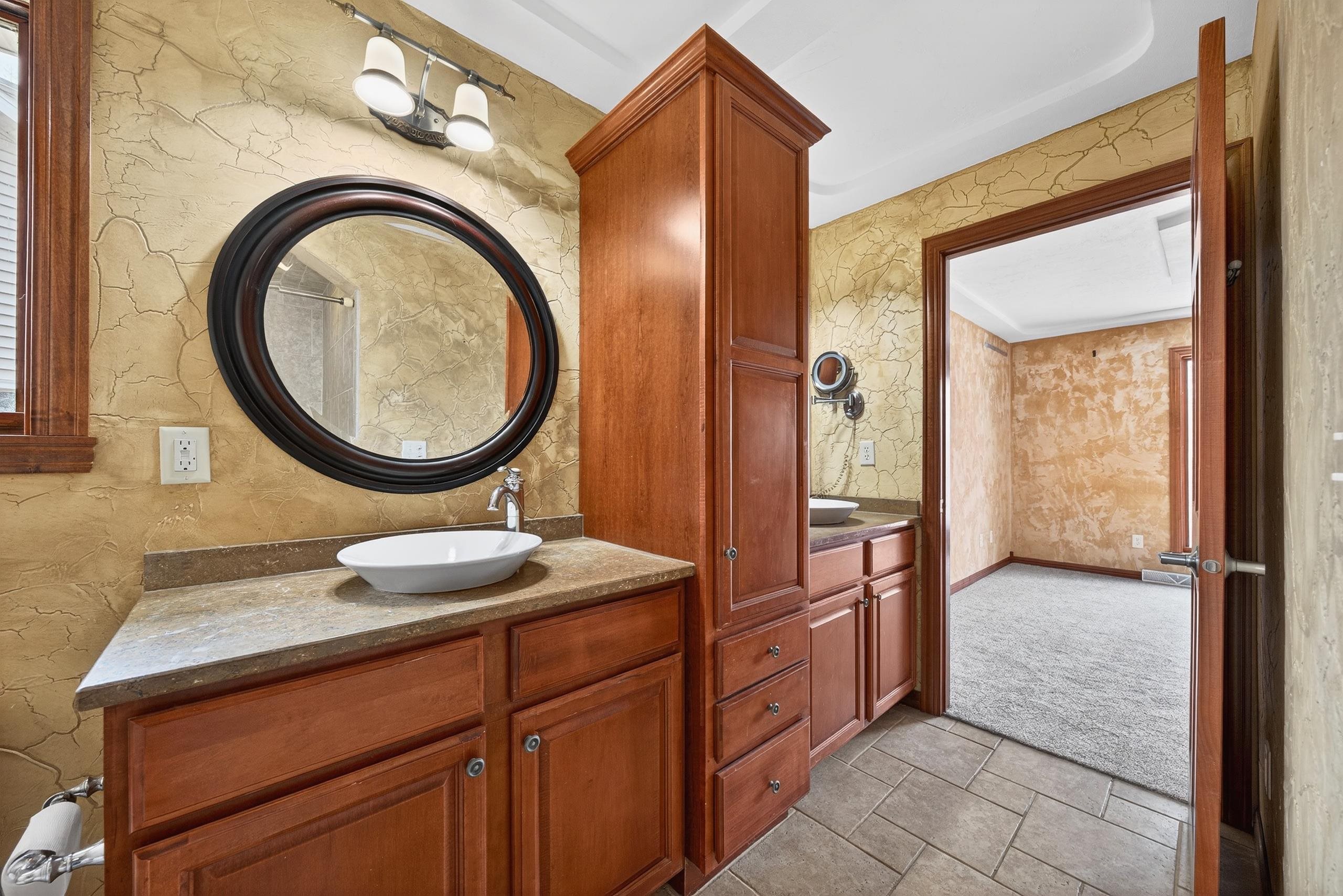 2718 Independence Court Appleton, WI 54914 - Photo 18 of 56