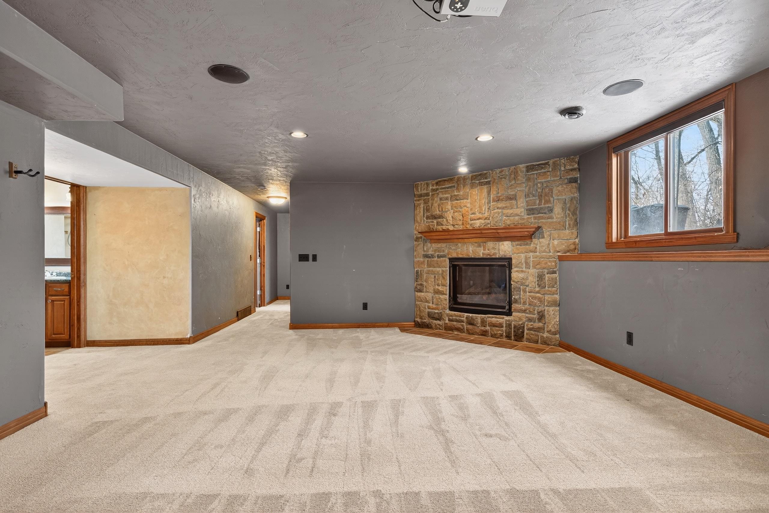 2718 Independence Court Appleton, WI 54914 - Photo 31 of 56