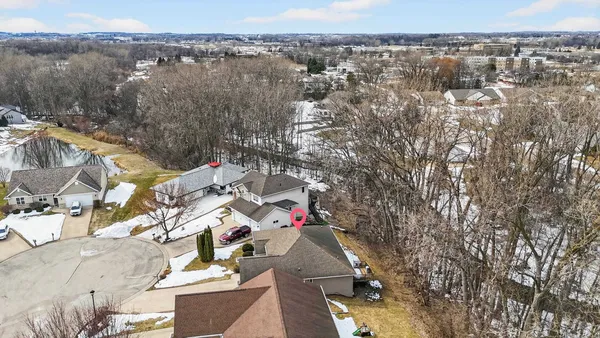 $425,000 | 2718 Independence Court, Appleton, WI 54914