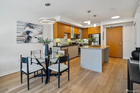 $880,000 | 170 King Street, Unit 711, San Francisco, CA 94107