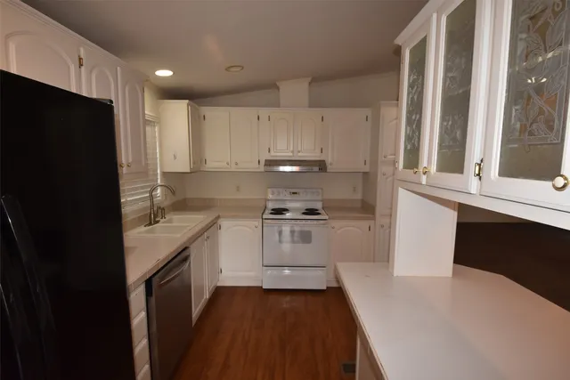 $1,595 | 10007 Elderberry Park Lane, Tomball, TX 77375