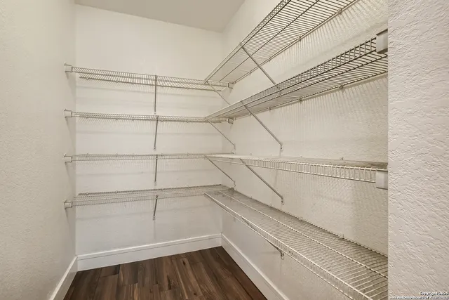 $2,300 | 8115 Ashwood Pointe, San Antonio, TX 78254