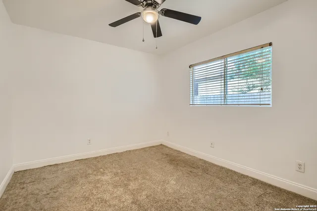 $2,300 | 8115 Ashwood Pointe, San Antonio, TX 78254