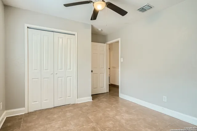 $2,300 | 8115 Ashwood Pointe, San Antonio, TX 78254