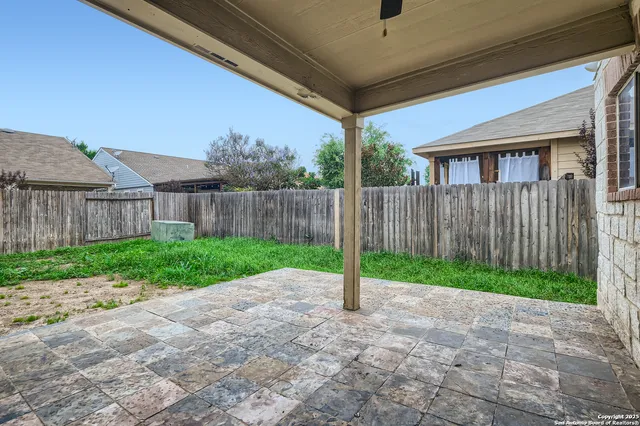 $2,300 | 8115 Ashwood Pointe, San Antonio, TX 78254