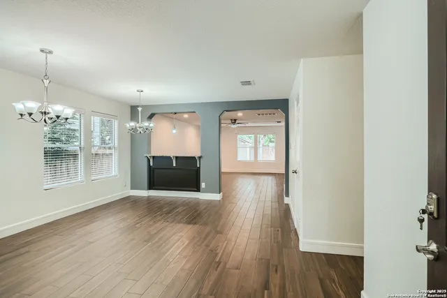 $2,300 | 8115 Ashwood Pointe, San Antonio, TX 78254