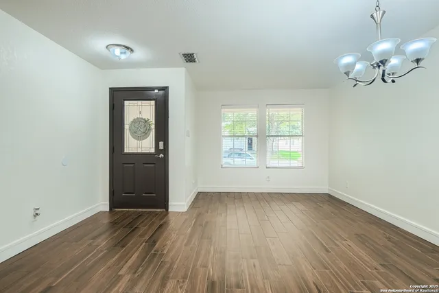 $2,300 | 8115 Ashwood Pointe, San Antonio, TX 78254