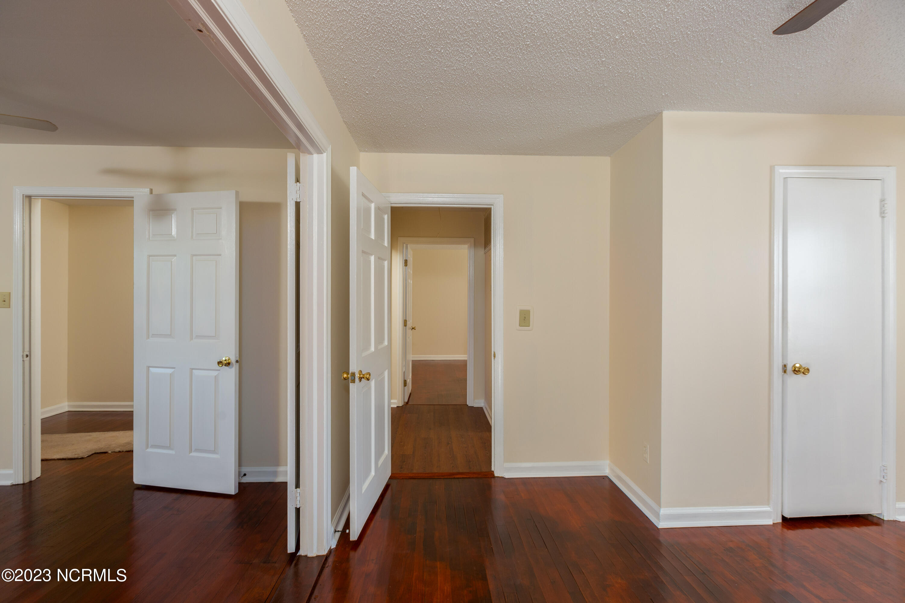 1102 Raleigh Road Clinton, NC 28328 - Photo 18 of 27 1102 Raleigh Rd-19