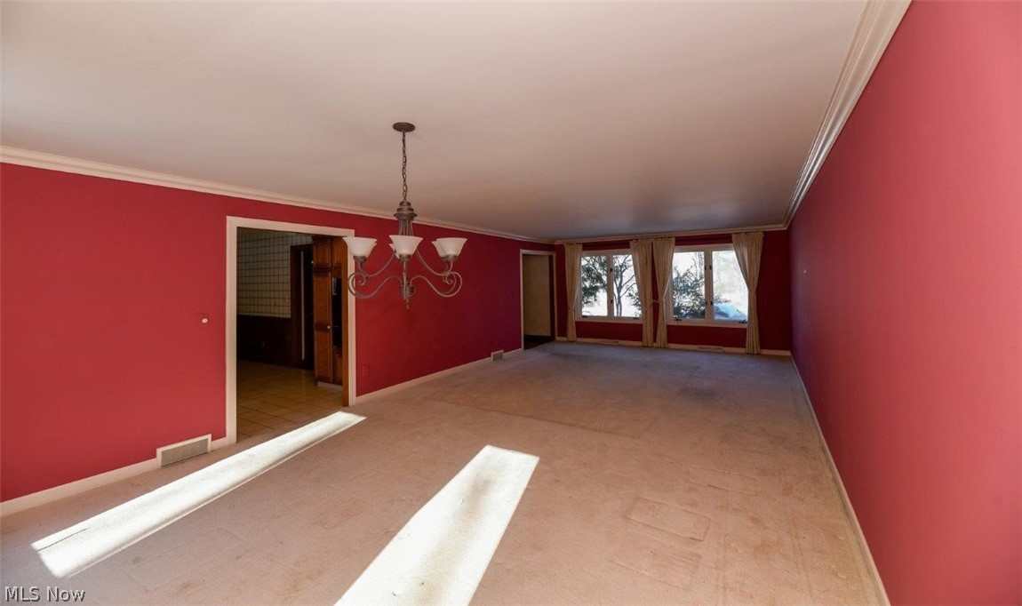 38380 Rogers Road Willoughby, OH 44094 - Photo 6 of 30