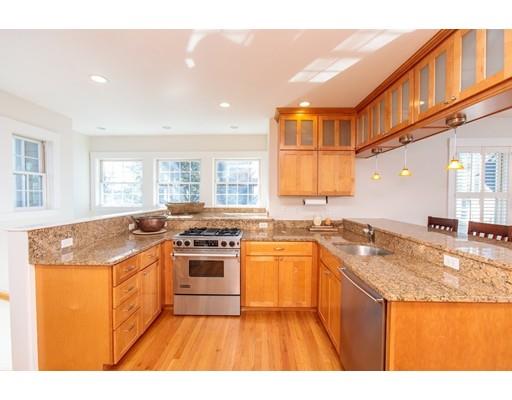 59 Crest Road Wellesley, MA 02482 - Photo 6 of 13