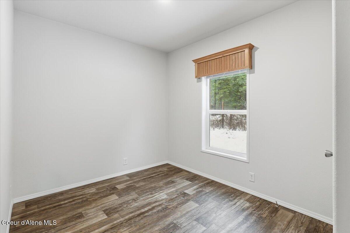 254 Lions Road Priest River, ID 83856 - Photo 19 of 39 21-Bedroom