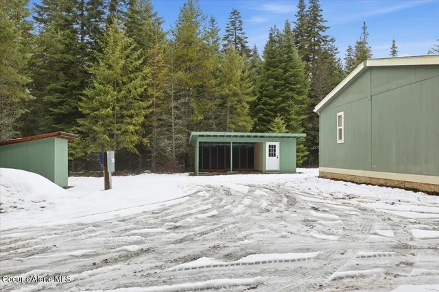 $449,000 | 254 Lions Road, Priest River, ID 83856