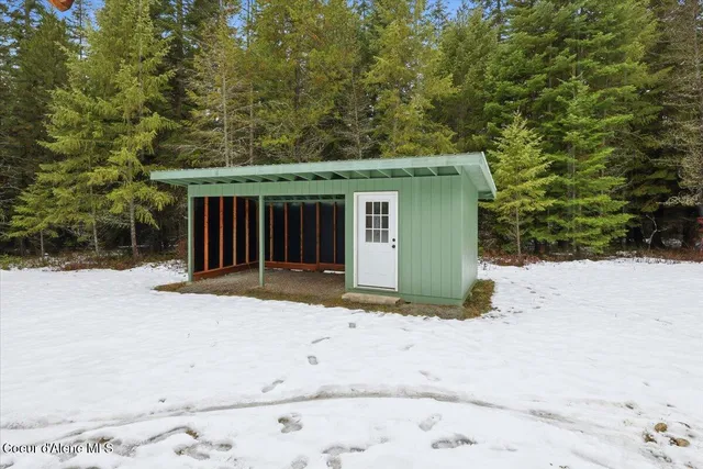 $449,000 | 254 Lions Road, Priest River, ID 83856