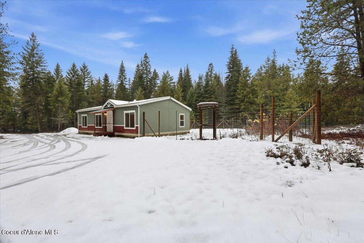 254 Lions Road Priest River, ID 83856 - Photo 38 of 39 02-Front