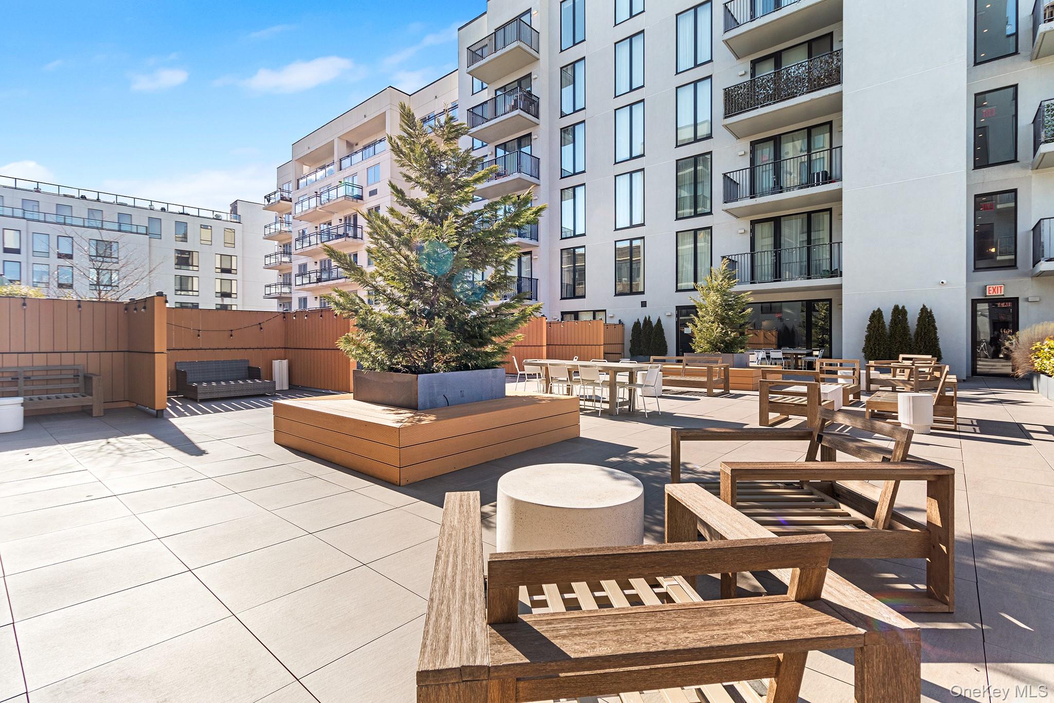 37-14 34th Street, Unit N3E Queens, NY 11101 - Photo 18 of 25 View of patio