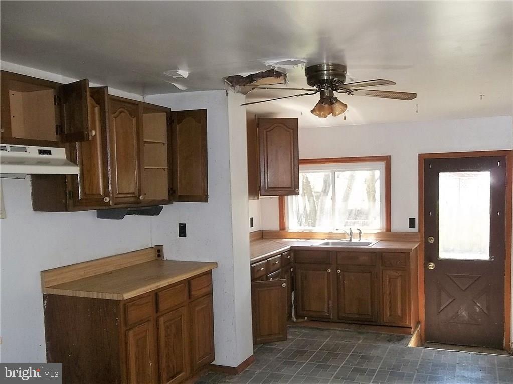 26 Rush Street Riverside, NJ 08075 - Photo 4 of 12