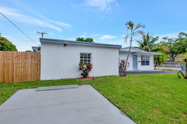 $525,000 | 17031 Northwest 12th Avenue, Miami Gardens, FL 33169