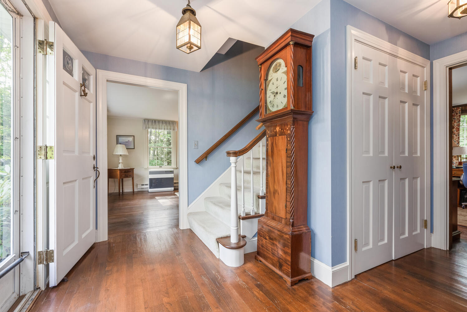 8 Pine Ridge Road Cumberland Foreside, ME 04110 - Photo 16 of 39 foyer to living