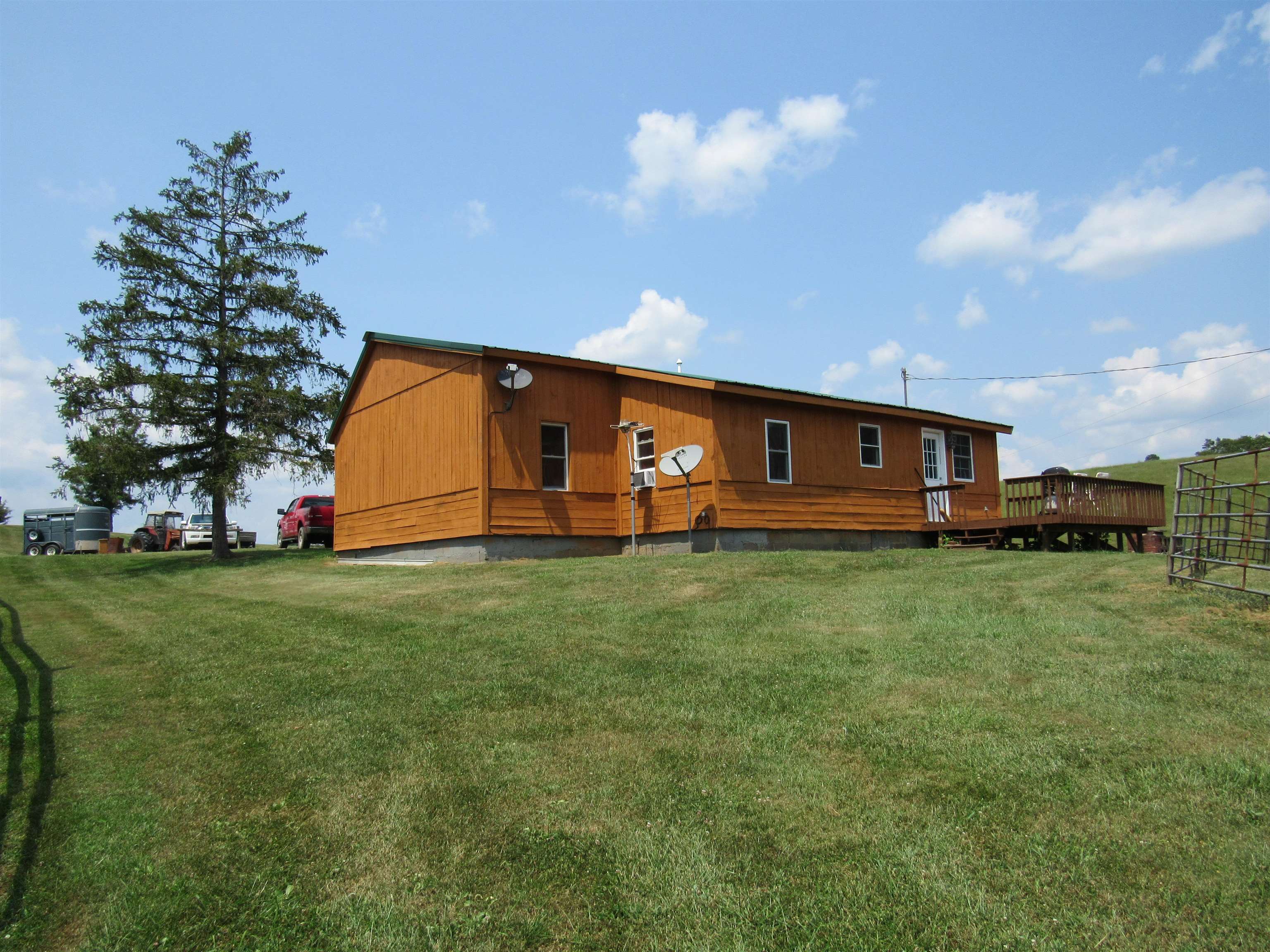 4281 Pine Grove Road Leon, WV 25123 - Photo 10 of 16 Gallery Image 10