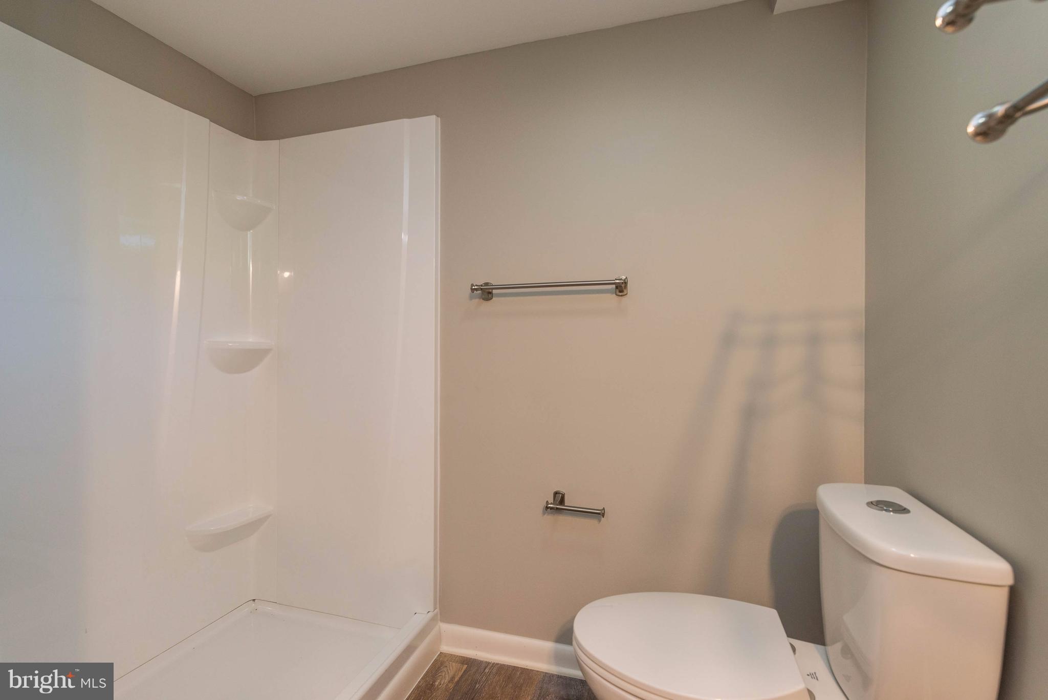 927 Seminole Road Frederick, MD 21701 - Photo 28 of 30 Bath