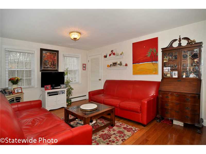 28 Brook Hill Road Glocester, RI 02857 - Photo 10 of 25 Den/Family/Great Room.
