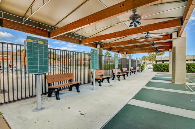 $2,000 | 3502 Bimini Lane, Unit D2, Pompano Beach, FL 33066