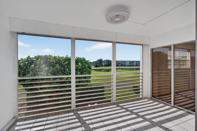 $2,000 | 3502 Bimini Lane, Unit D2, Pompano Beach, FL 33066