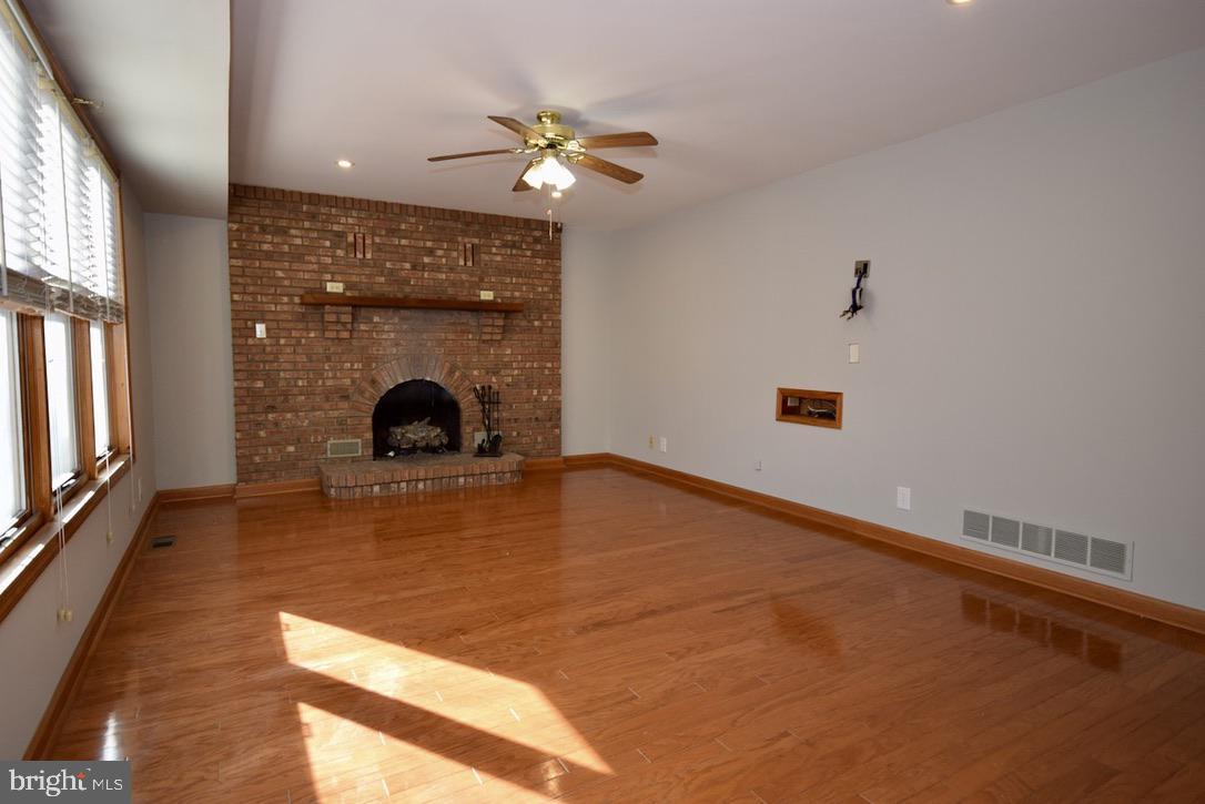 217 Water Street Ridley Park, PA 19078 - Photo 11 of 70 Gallery Image 11