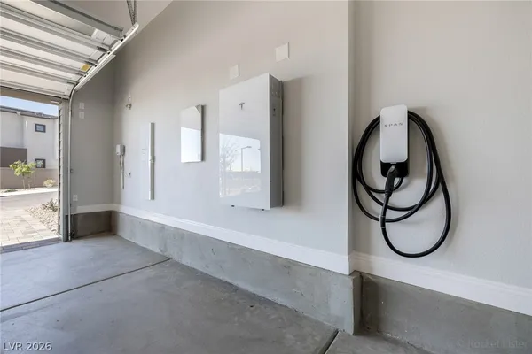 $10,000 | 980 Natural Harmony Street, Las Vegas, NV 89138