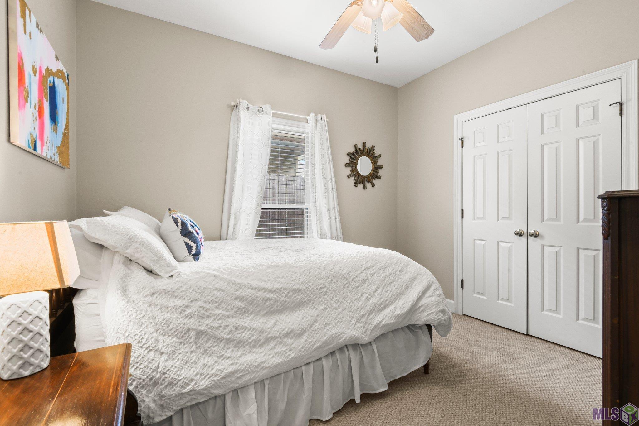 10528 Springpark Avenue Baton Rouge, LA 70810 - Photo 16 of 25 Guest Bedroom
