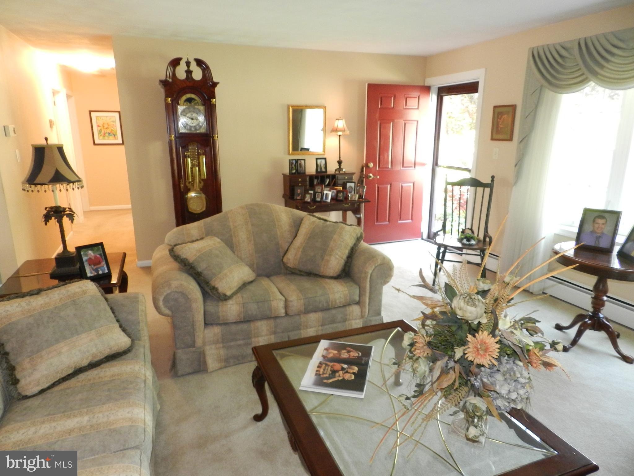 336 Valley Road Etters, PA 17319 - Photo 4 of 29 Gallery Image 4