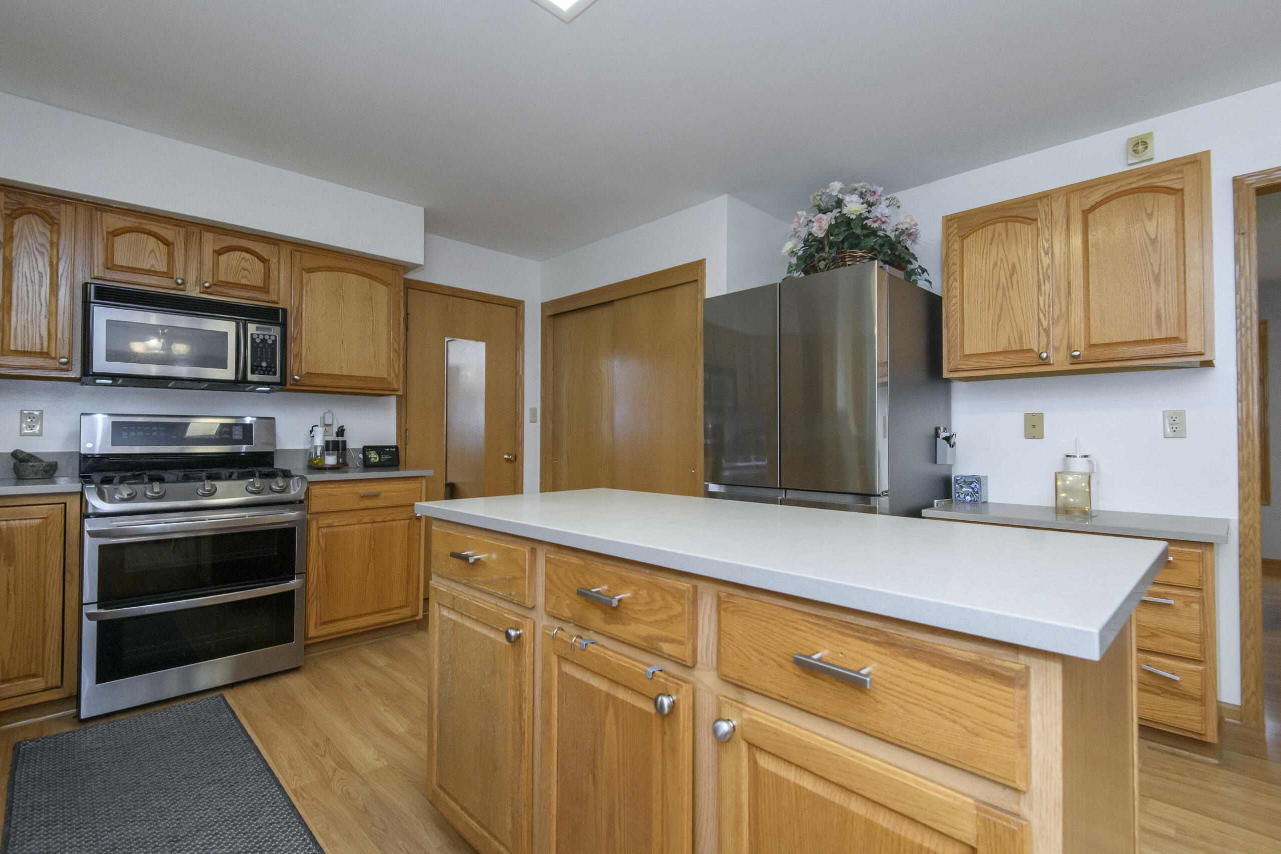 843 Prairie View Drive Rochester, WI 53105 - Photo 11 of 34 11