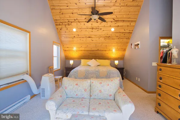 $680,000 | 208 Smiley Face Lane, McHenry, MD 21541