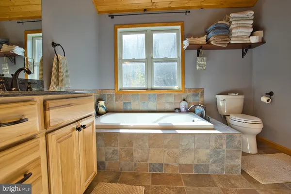 $680,000 | 208 Smiley Face Lane, McHenry, MD 21541