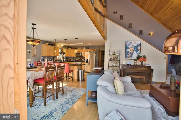 $680,000 | 208 Smiley Face Lane, McHenry, MD 21541