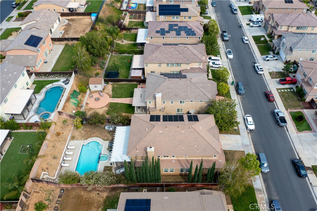 37192 High Ridge Drive Beaumont, CA 92223 - Photo 68 of 71 an aerial view of multiple houses with yard