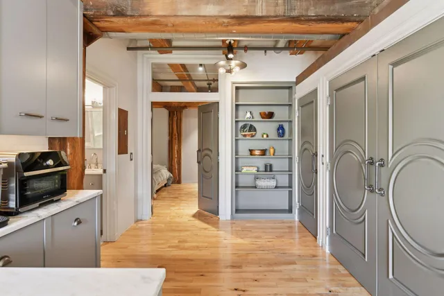 $825,000 | 406 Wacouta Street, Unit 412, St. Paul, MN 55101