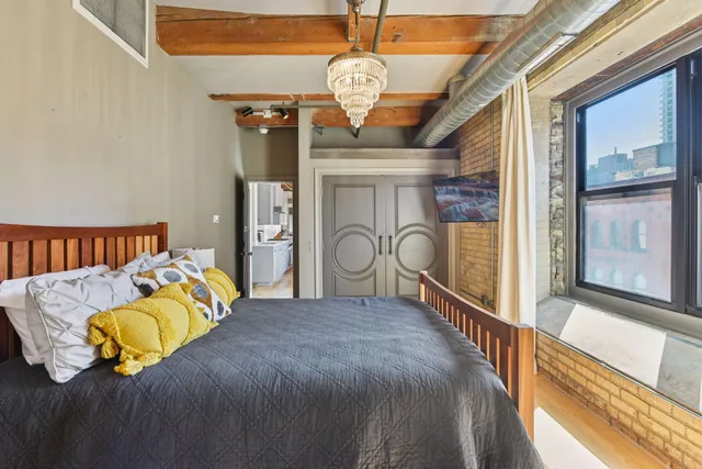 $825,000 | 406 Wacouta Street, Unit 412, St. Paul, MN 55101