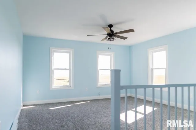 $299,900 | 16853 North Wright Road, Lewistown, IL 61542