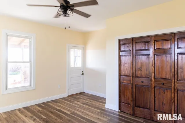 $299,900 | 16853 North Wright Road, Lewistown, IL 61542