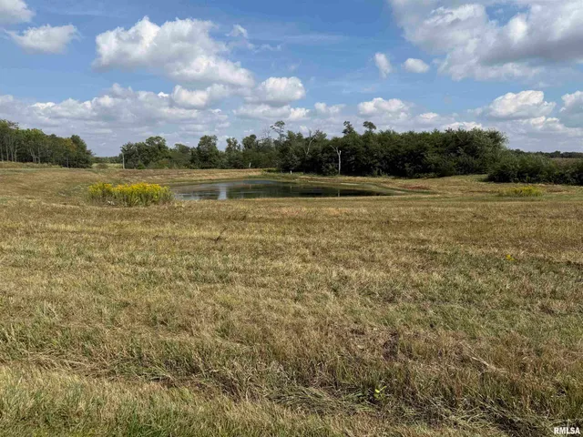 $299,900 | 16853 North Wright Road, Lewistown, IL 61542